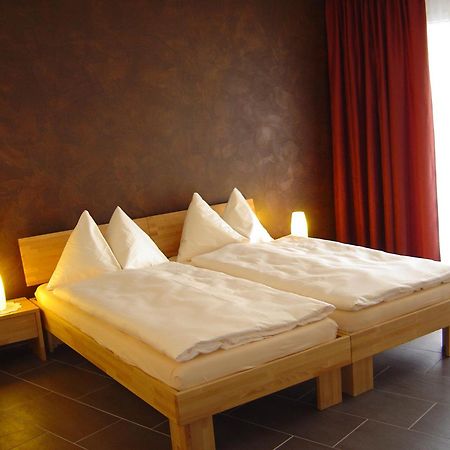 Hotel Restaurant Jura Kerzers Kültér fotó