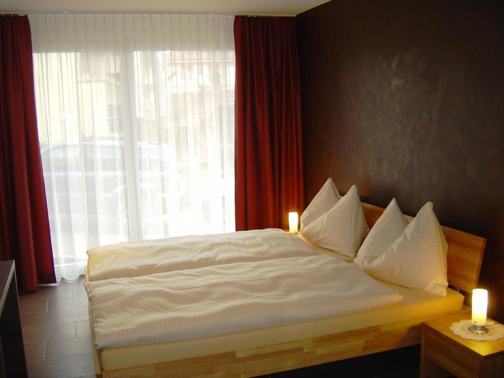 Hotel Restaurant Jura Kerzers Szoba fotó