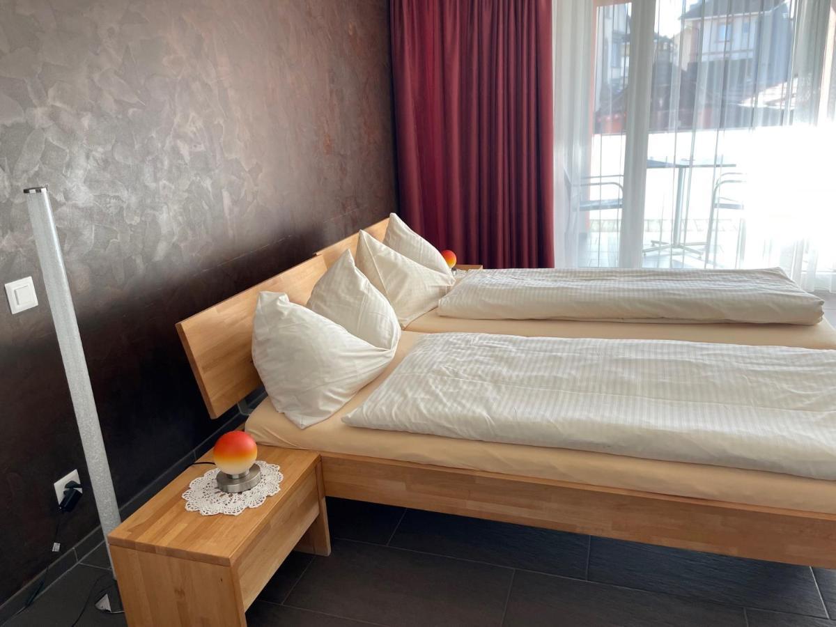 Hotel Restaurant Jura Kerzers Kültér fotó