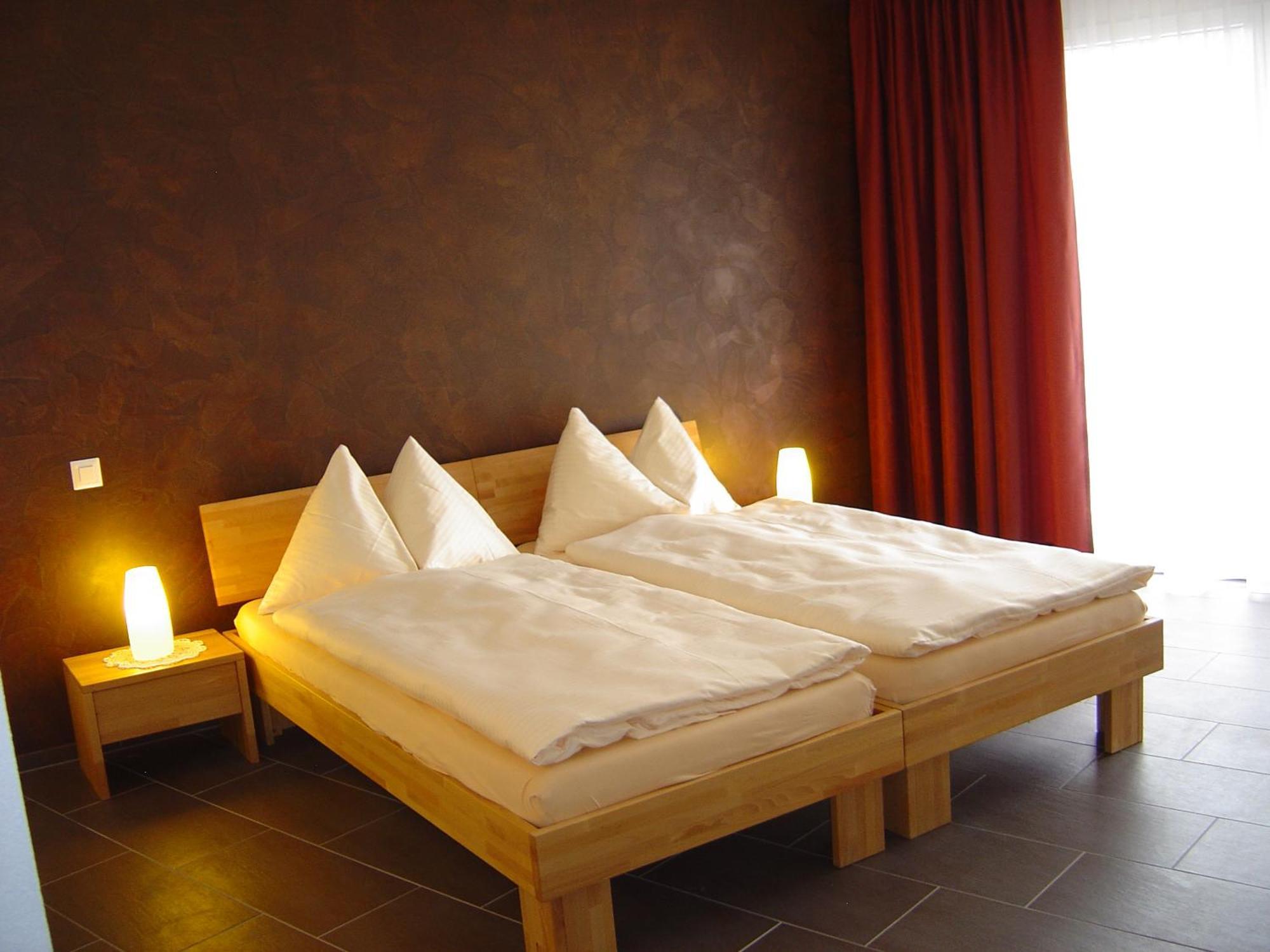 Hotel Restaurant Jura Kerzers Kültér fotó